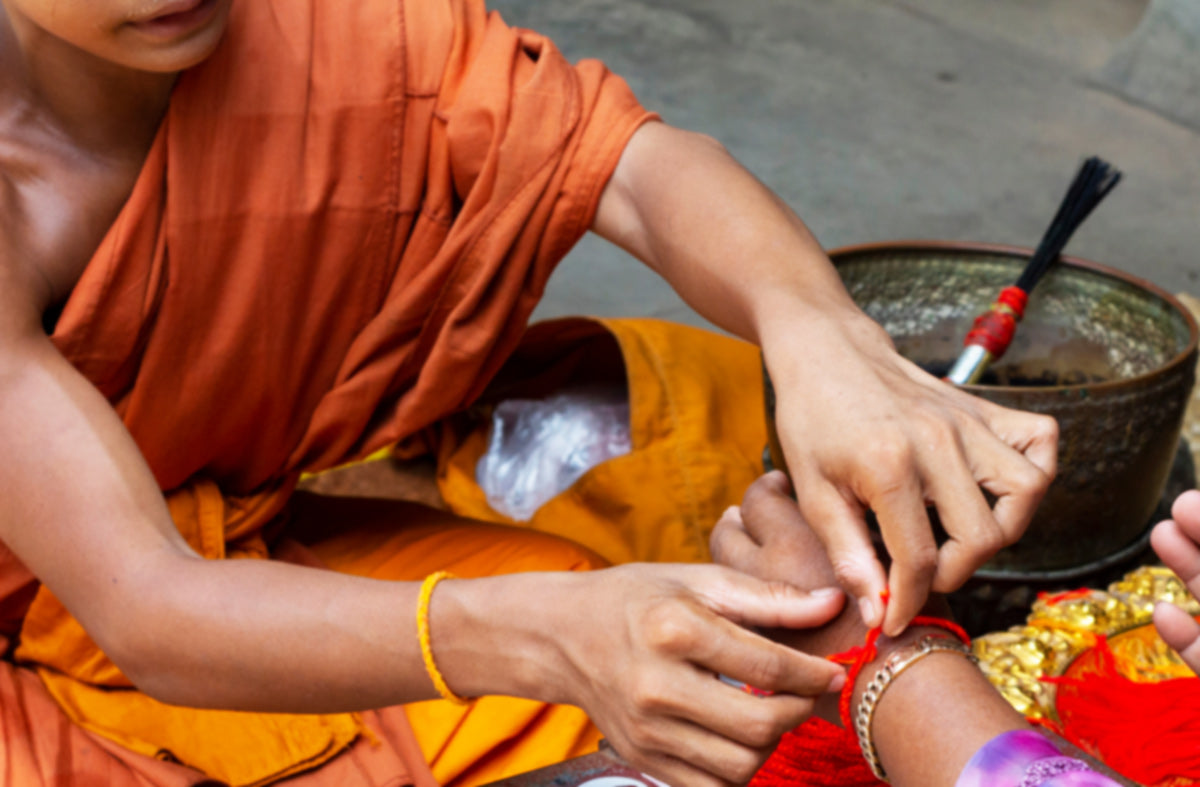 "The Power of Wearing Tibetan Rope Bracelets: A Guide to their Meaning and Benefits"
