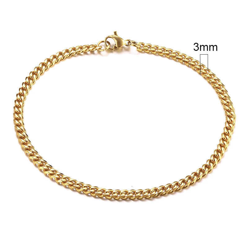 Gold chain bracelet with a 3mm width measurement on a white background